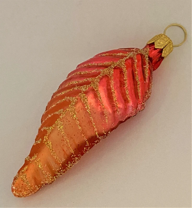 Kleines rostrotes Sumach-Blatt