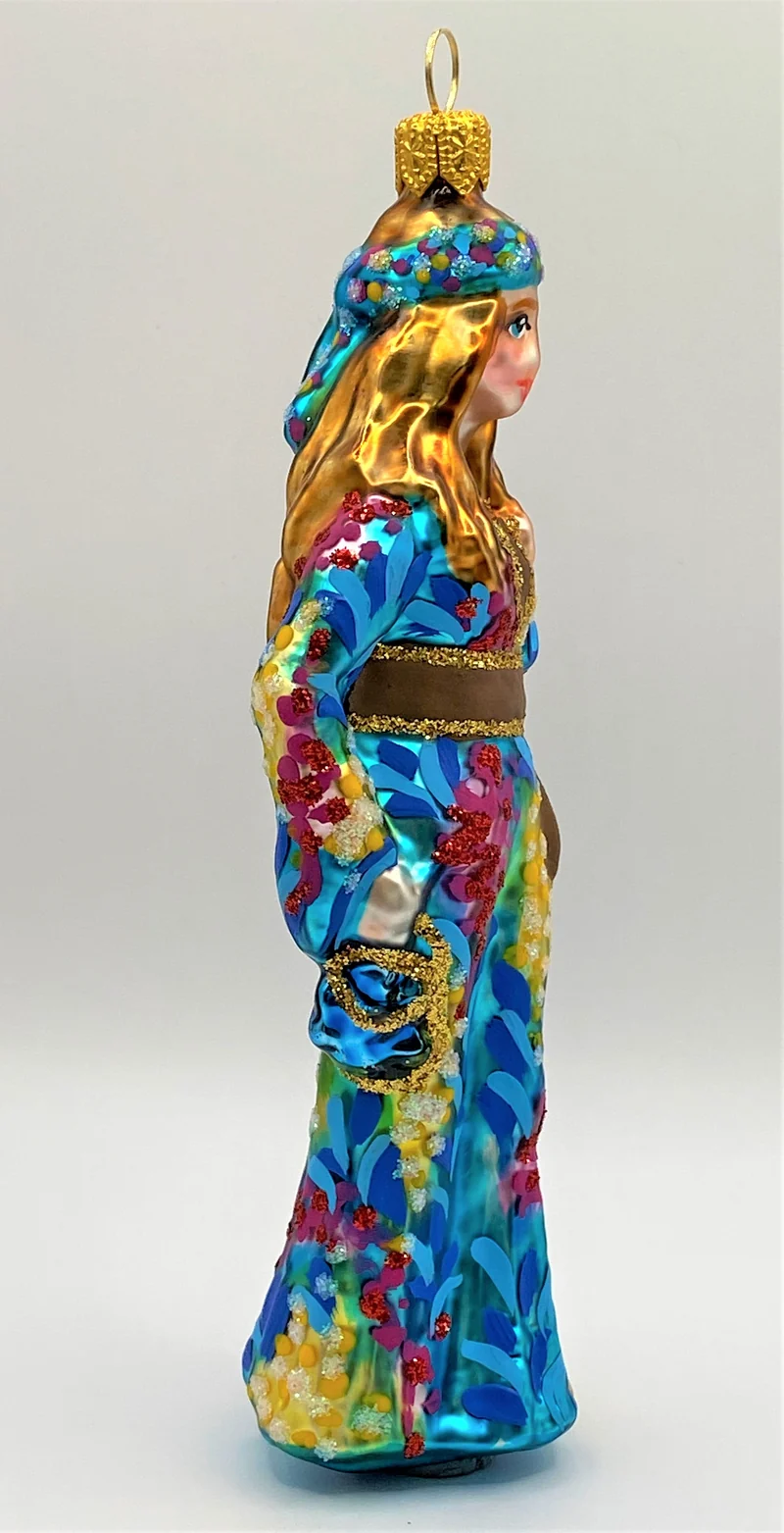 Hippie Frau in Flower Power Look