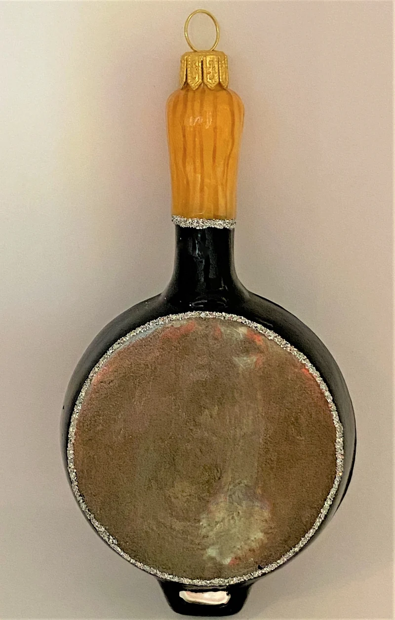 Bratpfanne mit Bratwürsten
