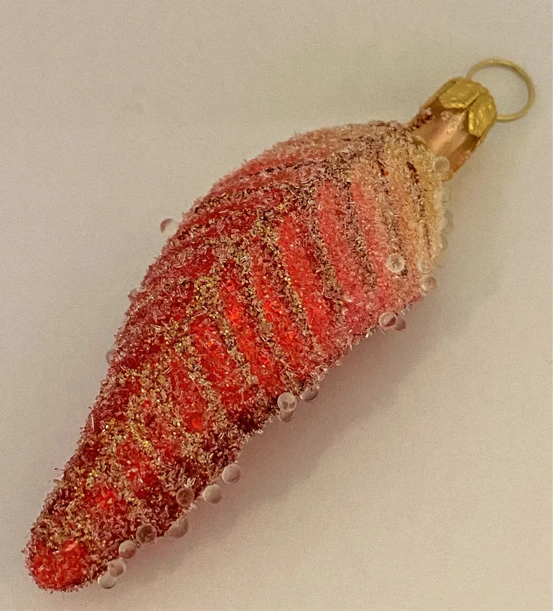 Kleines goldrotes Sumach-Blatt