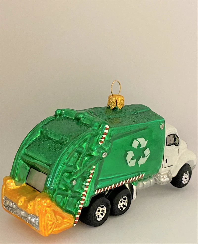 Grüner Recycling-Wagen