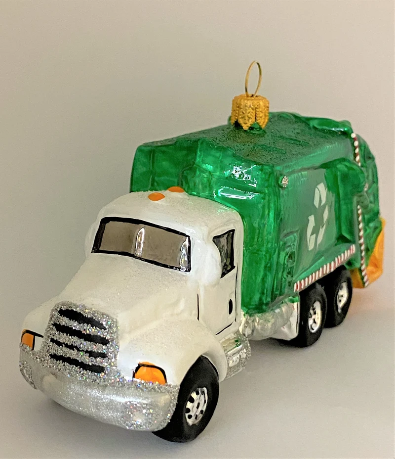 Grüner Recycling-Wagen