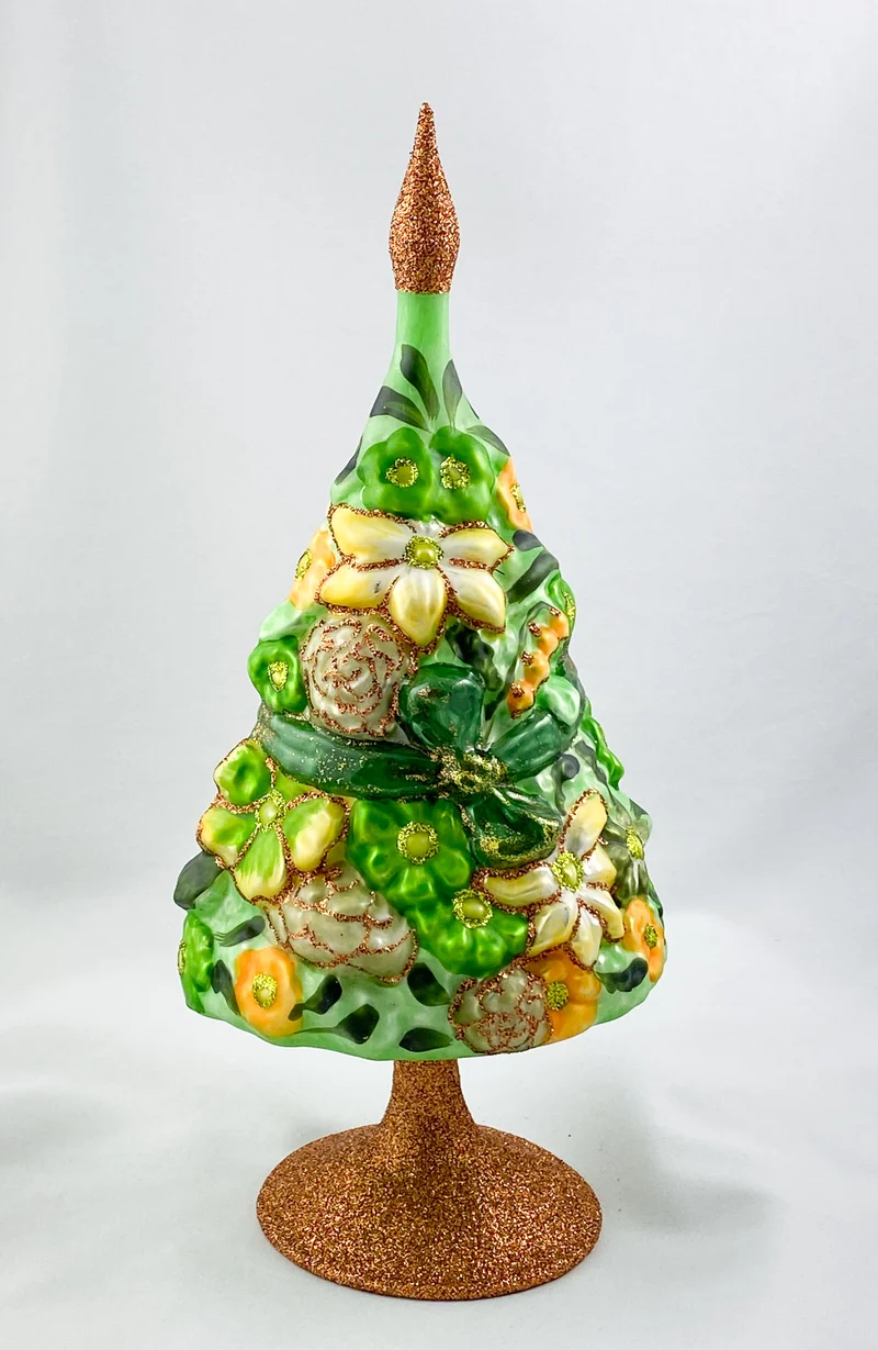 Sommer-Blumenbaum mit grüner Schleife und vielen Blüten