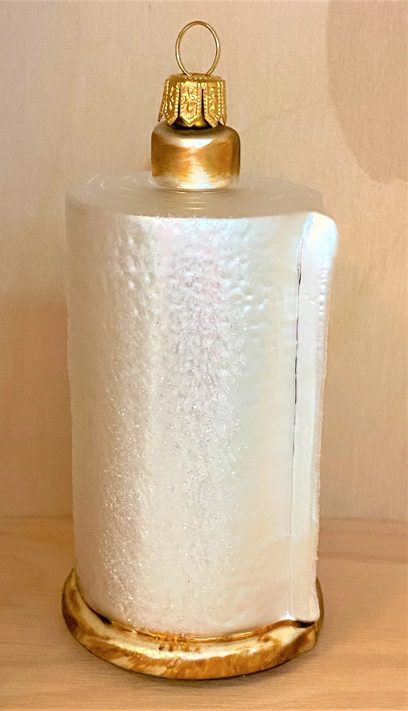 Küchenpapier Rolle in Halterung