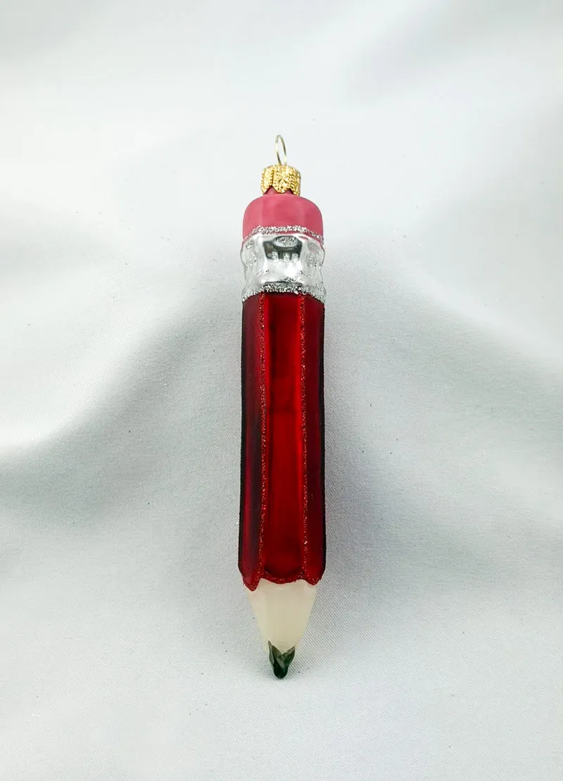 Roter Bleistift mit Radiergummi