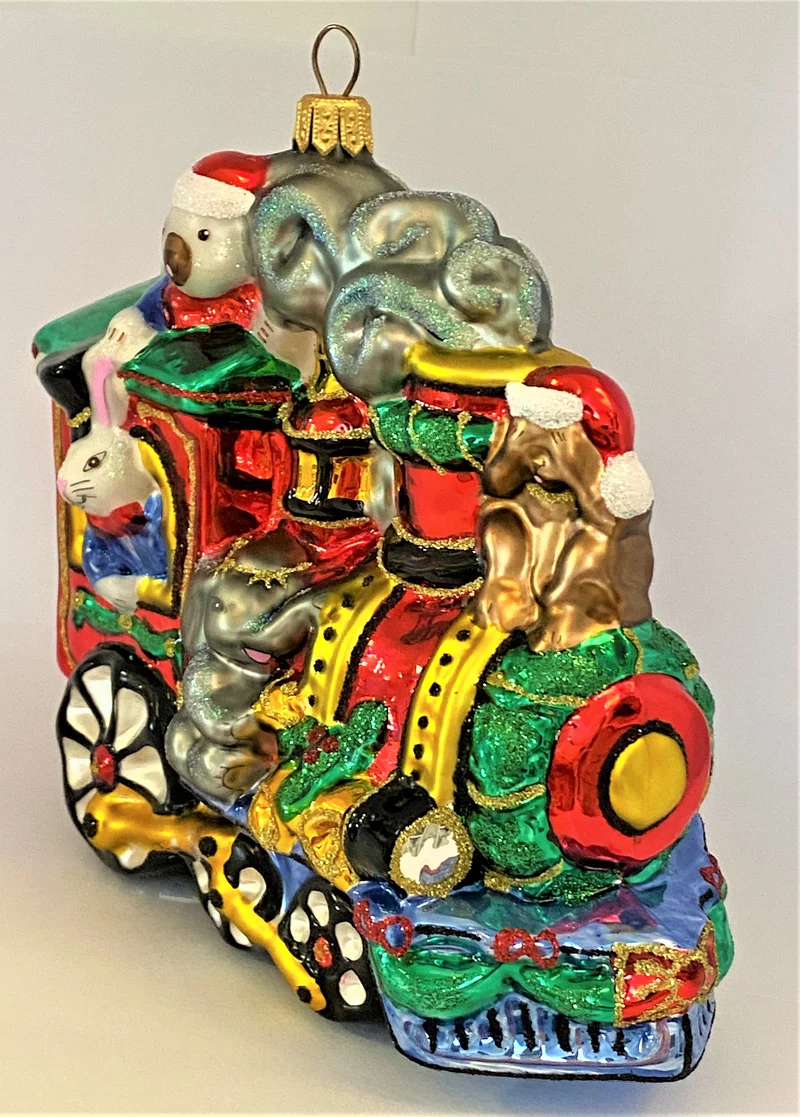 Der Weihnachtszug ist mit den Plüschtieren unterwegs