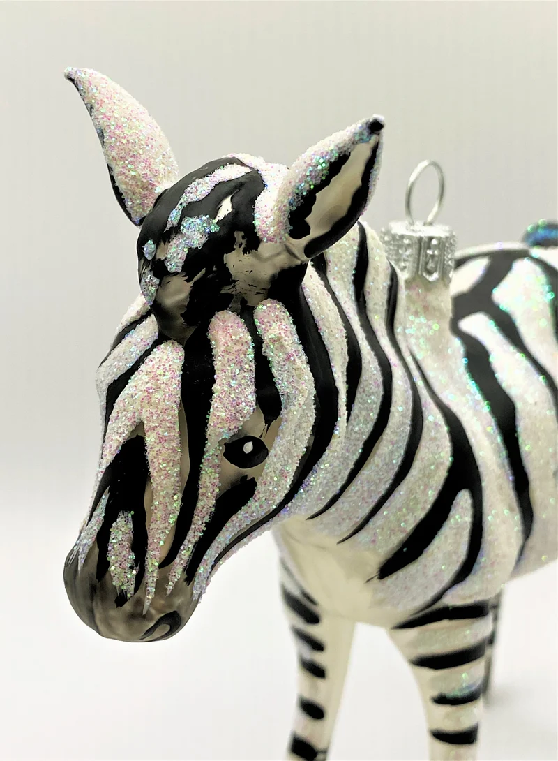 Grosses Zebra