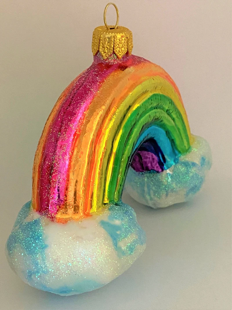 Regenbogen auf Wolken