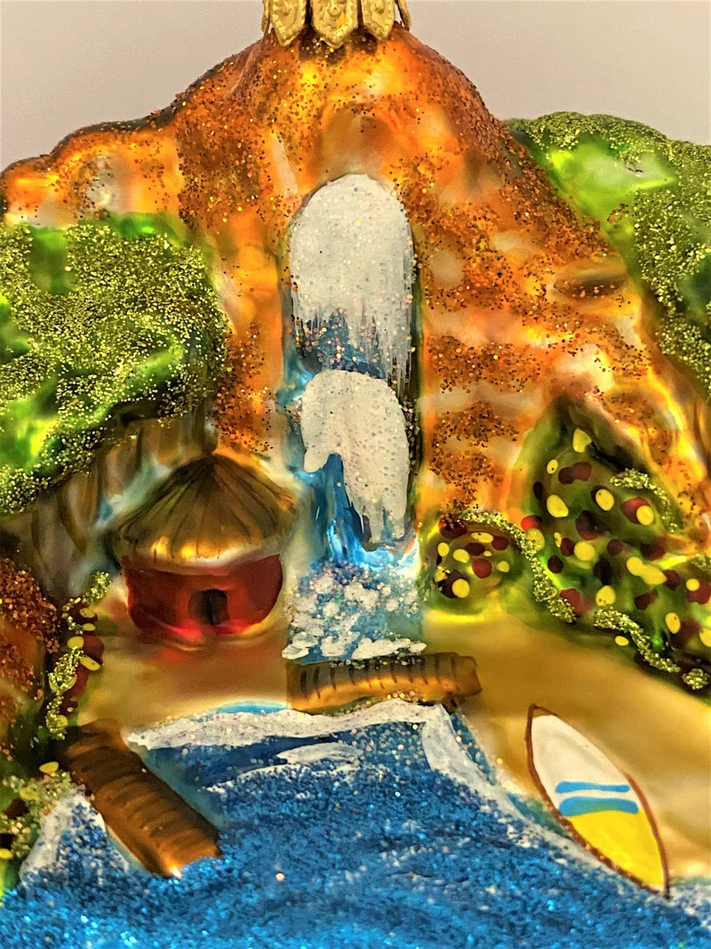 Paradies Insel mit Wasserfall