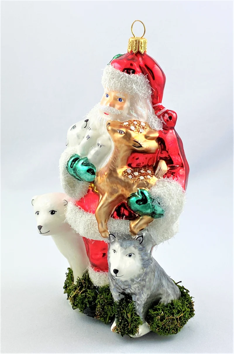 Weihnachtsmann ist bei den Tieren im Hohen Norden zu Besuch