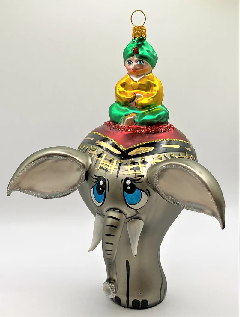 Aladin reitet auf dem Elefanten
