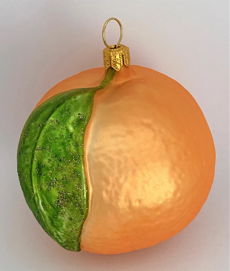 Orange mit Blatt