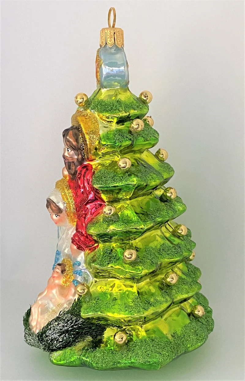 Die Heilige Familie im Schutz des Weihnachtsbaumes