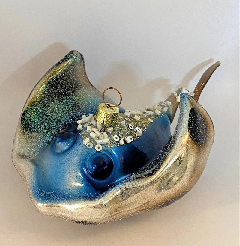 Blauer Glitzer-Manta Rochen
