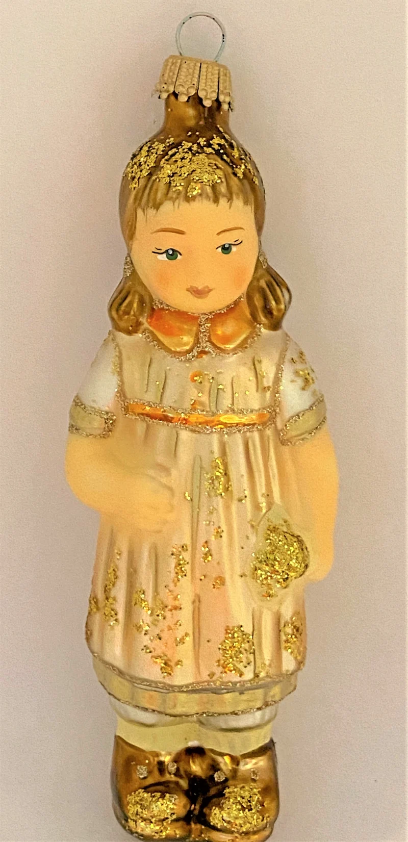 Frau Holle mit Goldmarie und Pechmarie