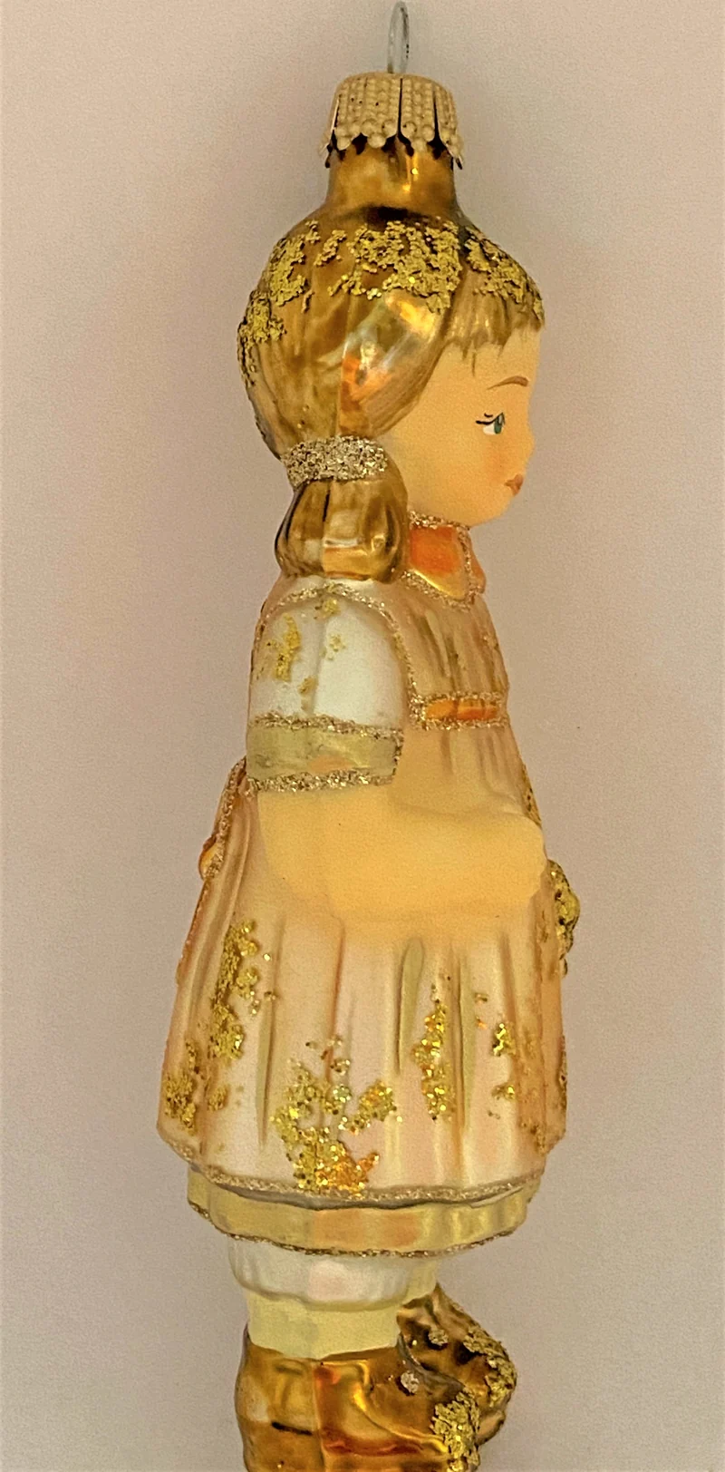 Frau Holle mit Goldmarie und Pechmarie