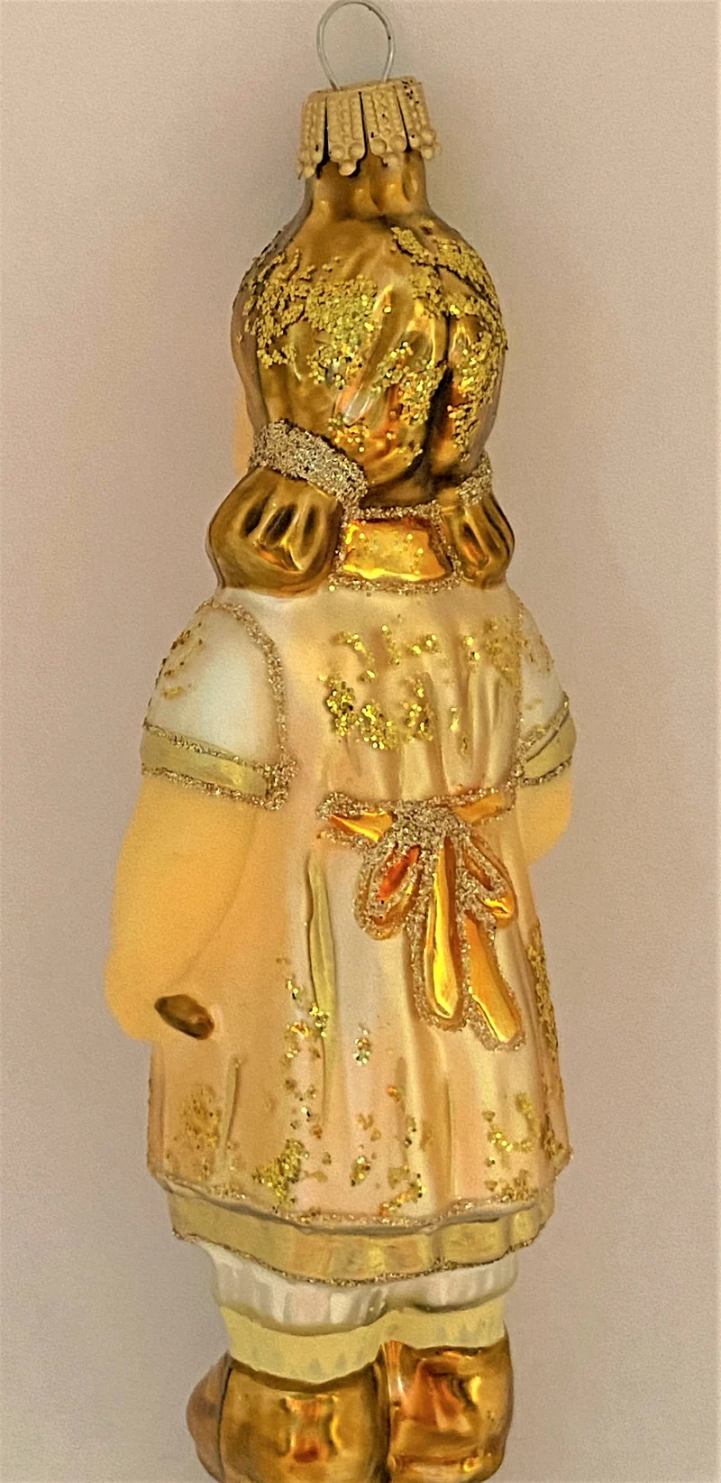 Frau Holle mit Goldmarie und Pechmarie