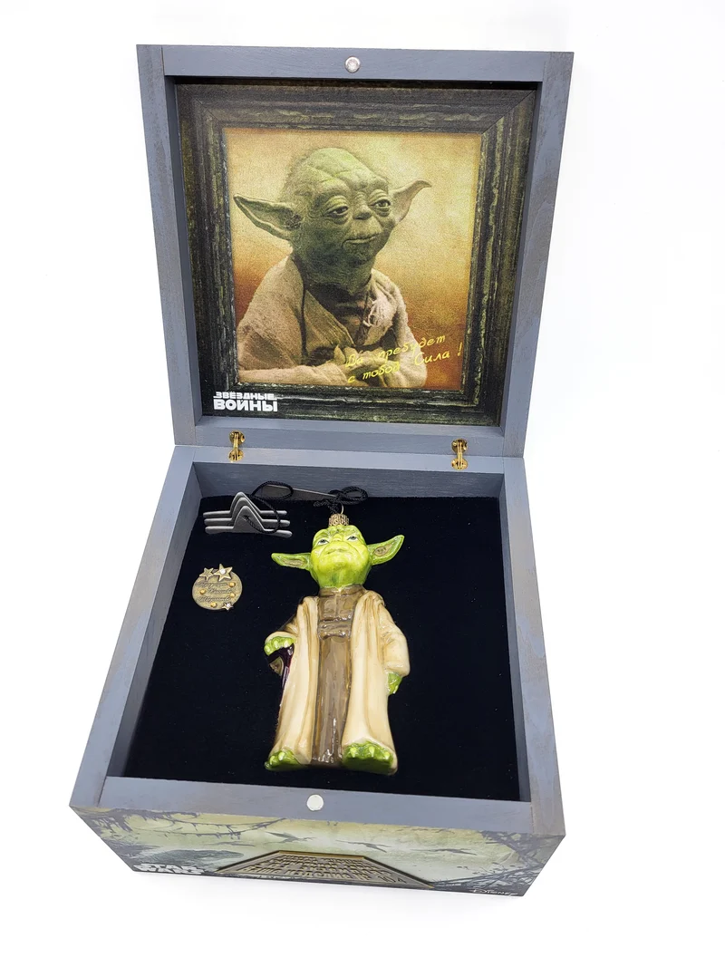 Master Yoda von Star Wars, in Holzbox AtlasArt