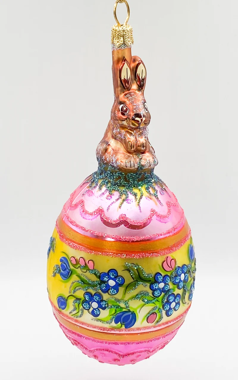 Osterei pink mit Hase