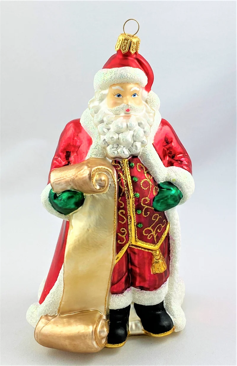 Nikolaus mit der langen Liste der Namen für die Bescherung