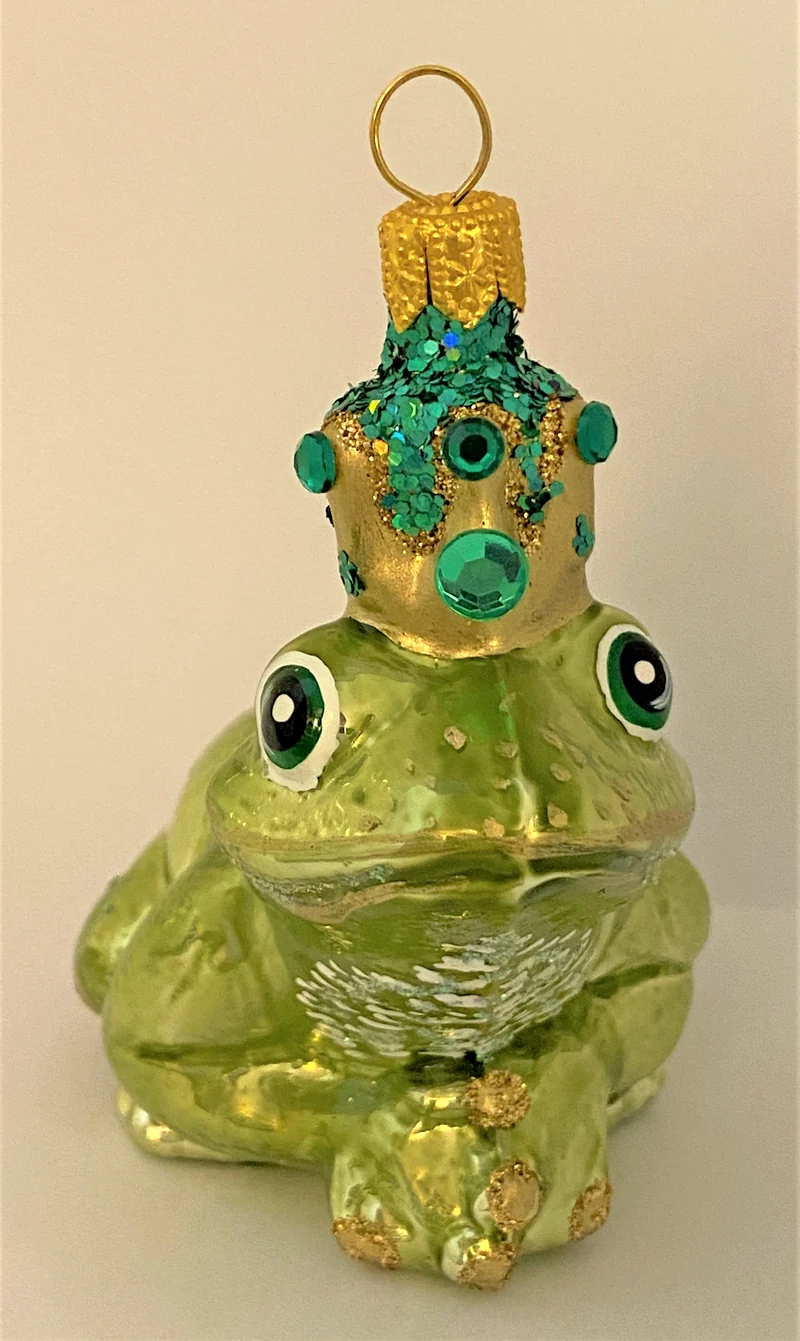 Hellgrüner Froschkönig mit Krone