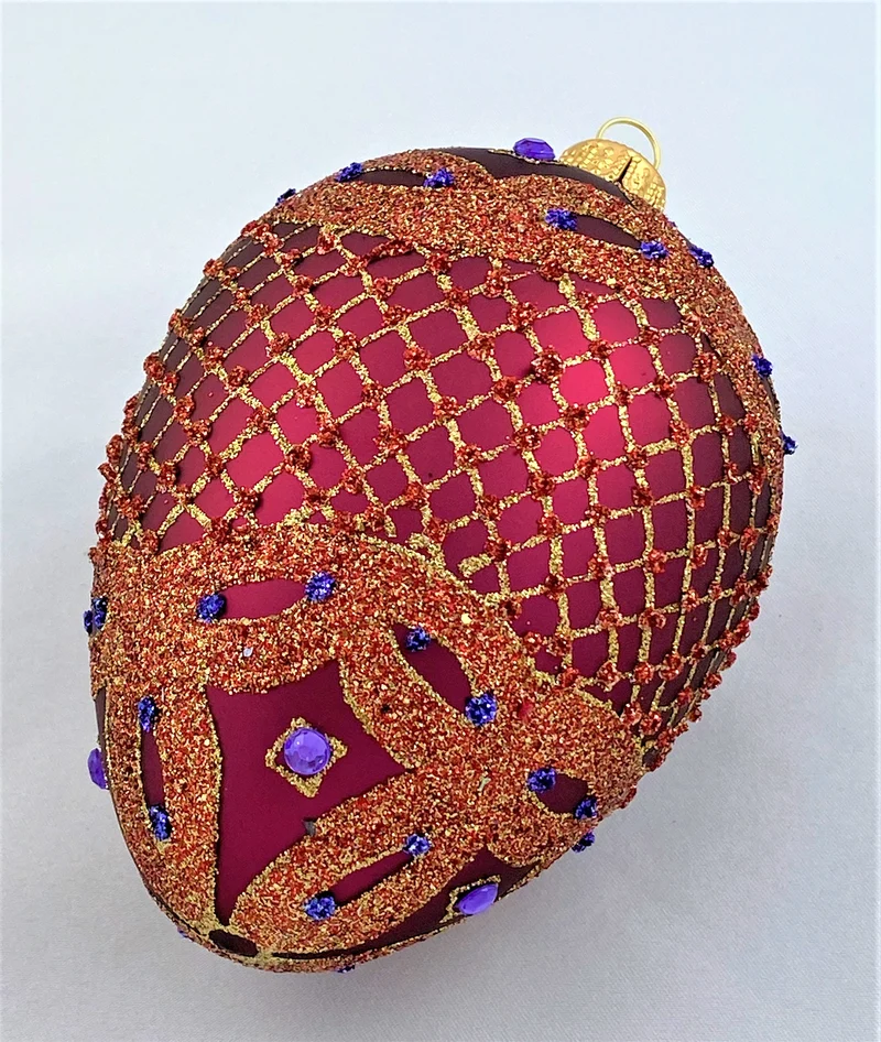 Faberge-Ei bordeaux rot mit barockem Gittermuster