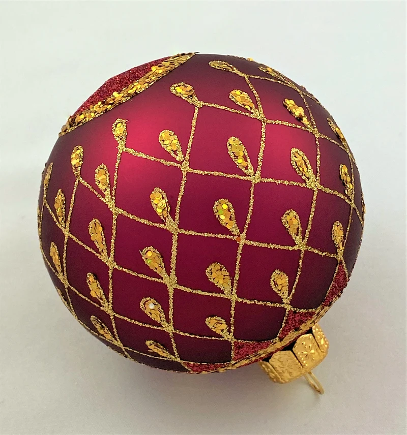 Kugel bordeaux rot mit Gold-Gittermuster