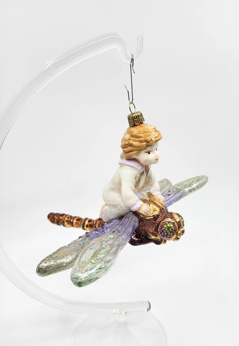 Kind fliegt auf der Libelle, AtlasArt