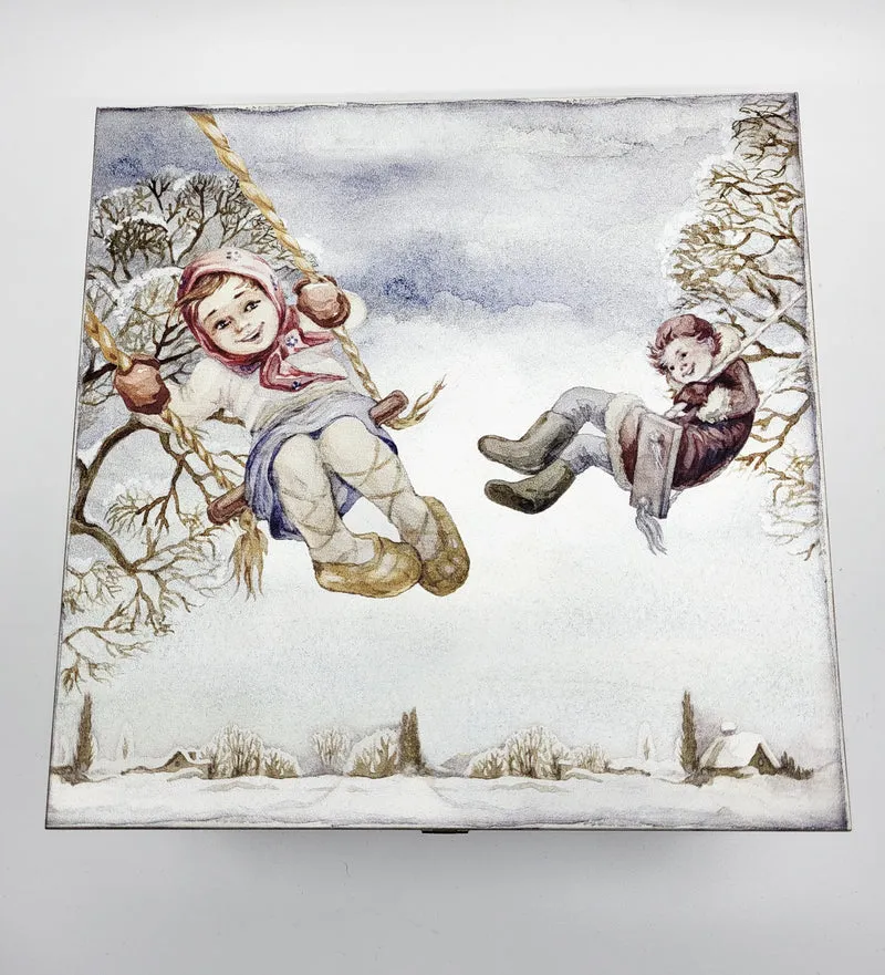 Junge und Mädchen auf Schaukel, 2er Set, in Holzbox von AtlasArt