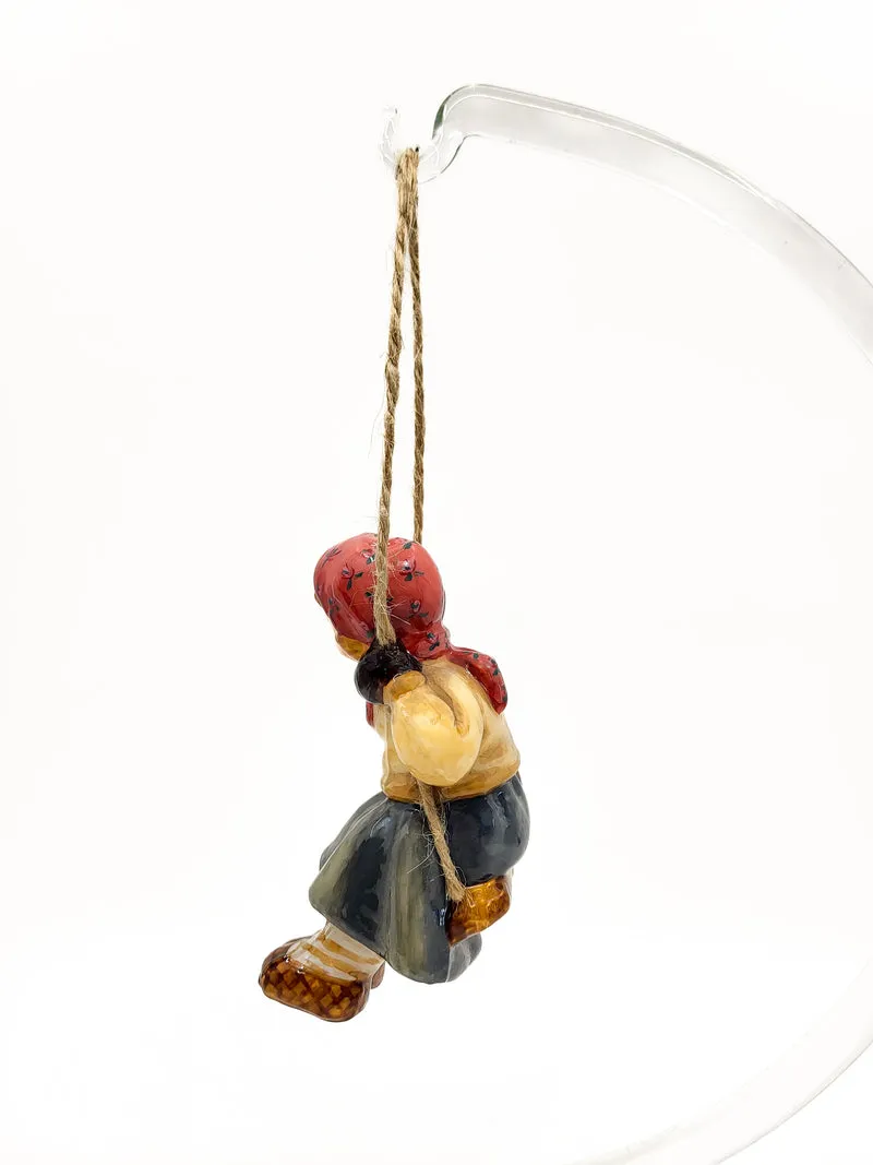 Junge und Mädchen auf Schaukel, 2er Set, in Holzbox von AtlasArt