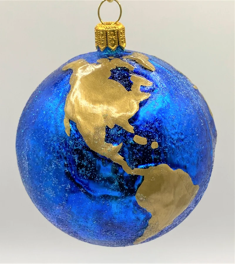 Planet Erde mit goldenen Kontinenten