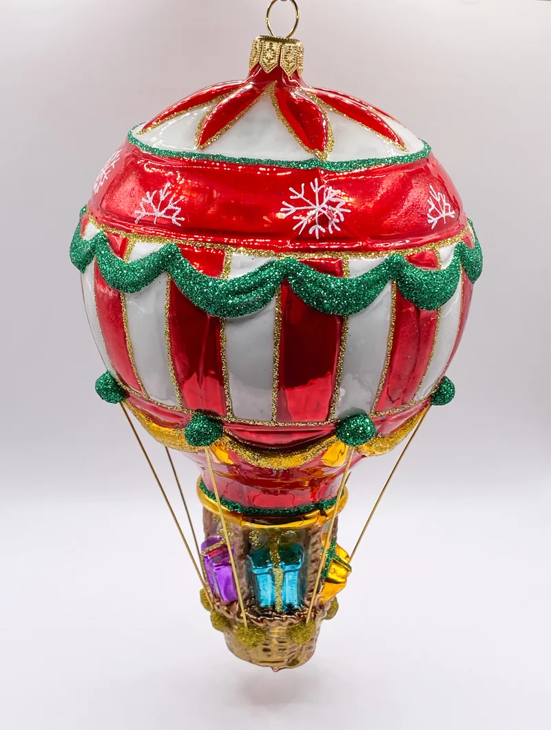 Grosser Heissluftballon mit Geschenken, Montgolfier