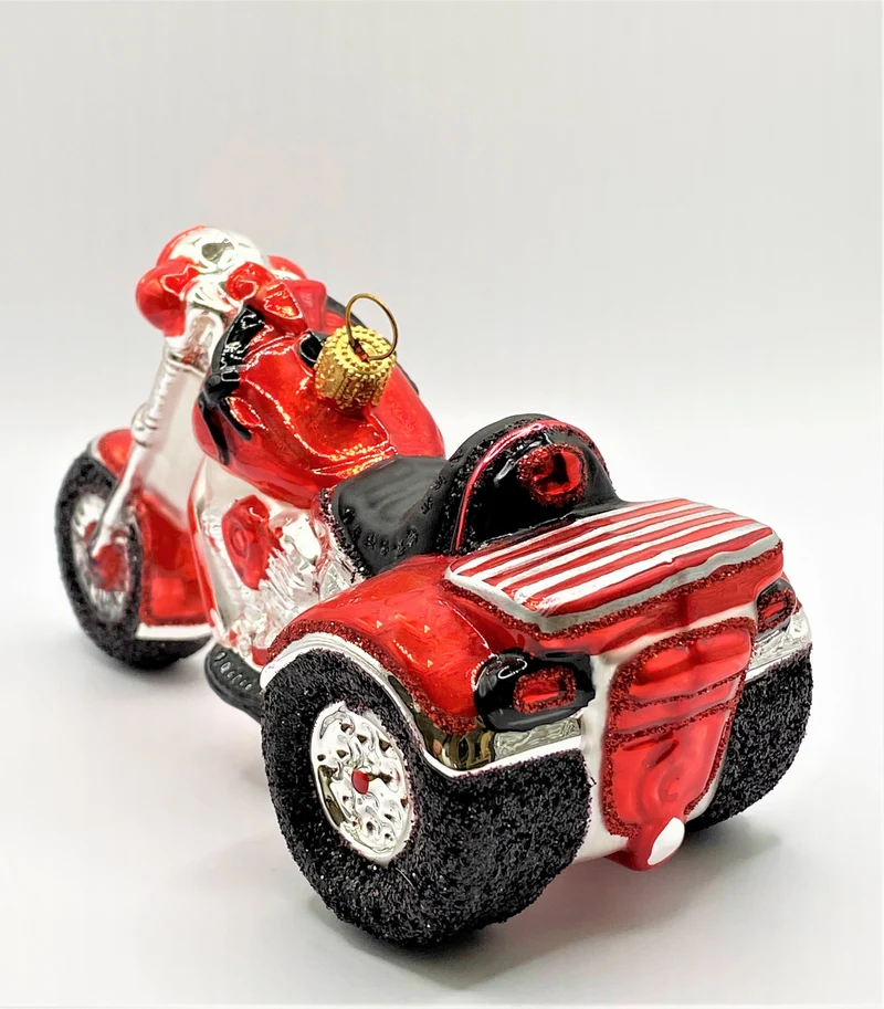 Rotes Trike, Motordreirad