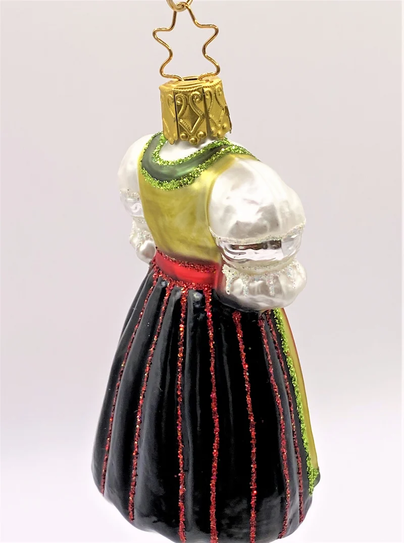 Dirndl mit grüner Schürze
