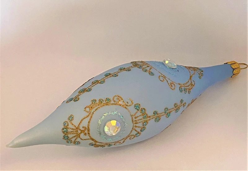Zapfenform hellblau mit Gold-Dekor und Schmucksteinen