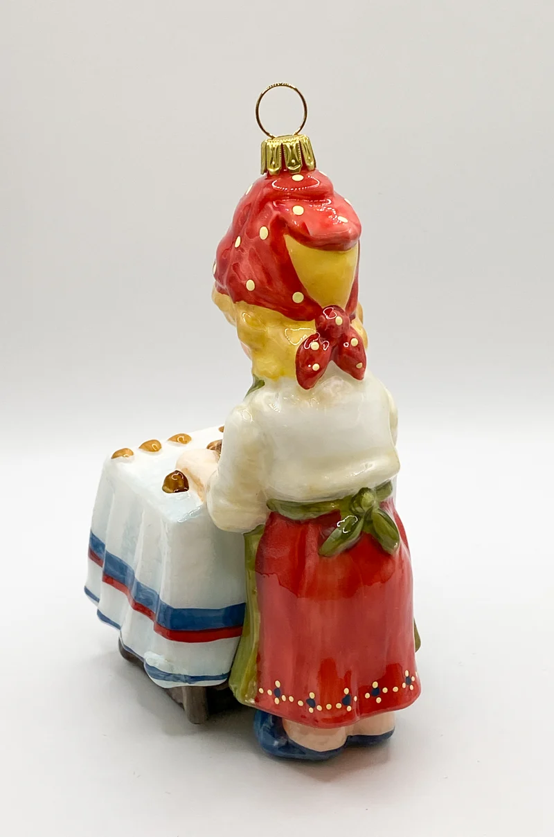 Mädchen backt Weihnachtsguetzli, KOMOZJA MOSTOWSKI