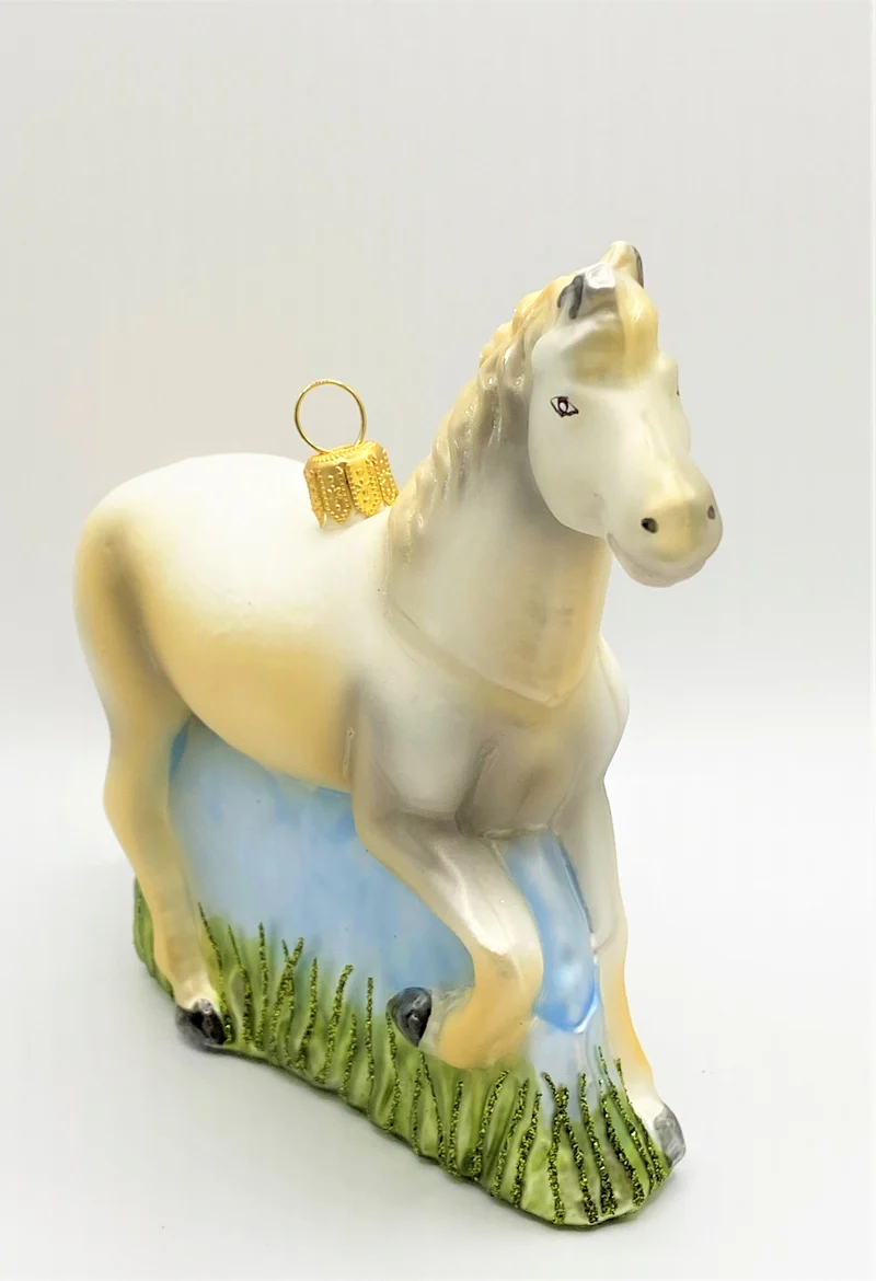 Weisses Pferd, Schimmel