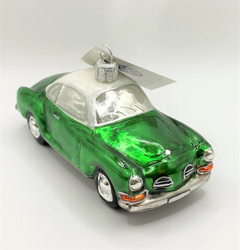 VW-Karmann Ghia grün