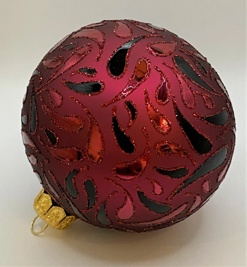 Kugel dunkles Magenta mit Blätterdekor