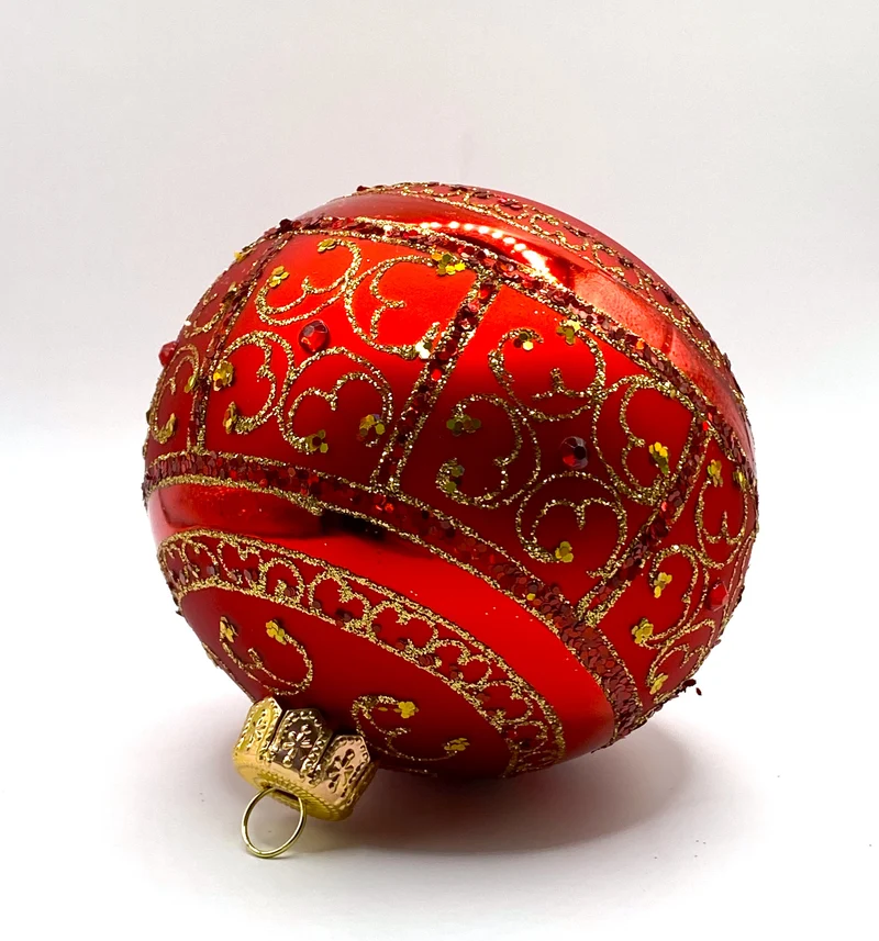 Kugel rot mit üppigem Golddekor