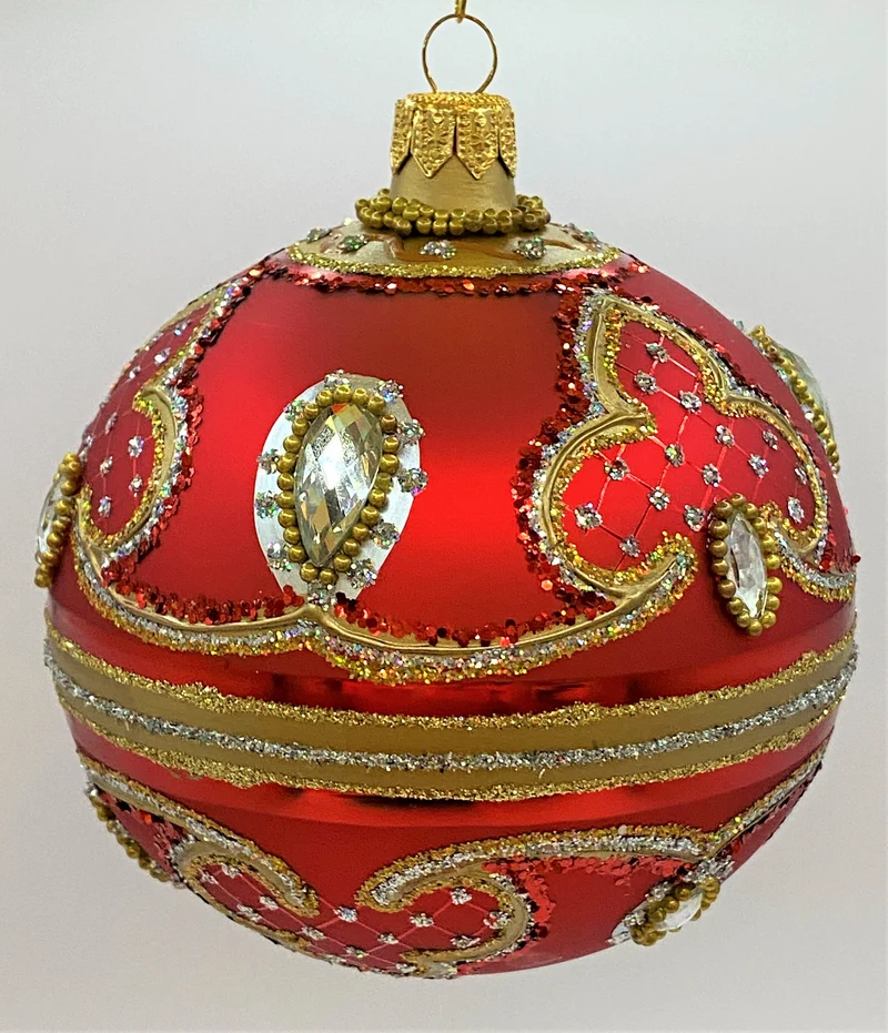 Kugel warmes Rot mit Barock Muster, silberne Steine