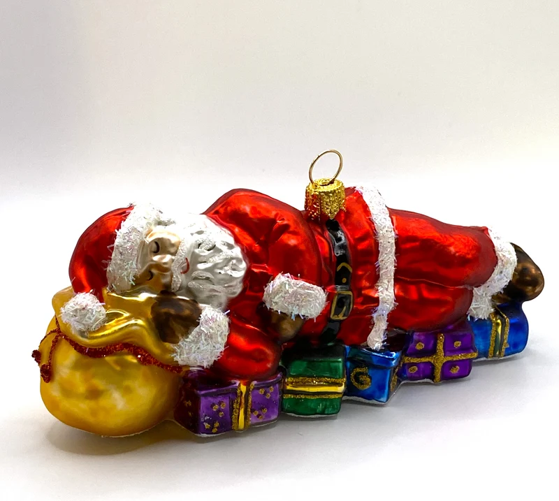 Weihnachtsmann macht ein Schläfchen