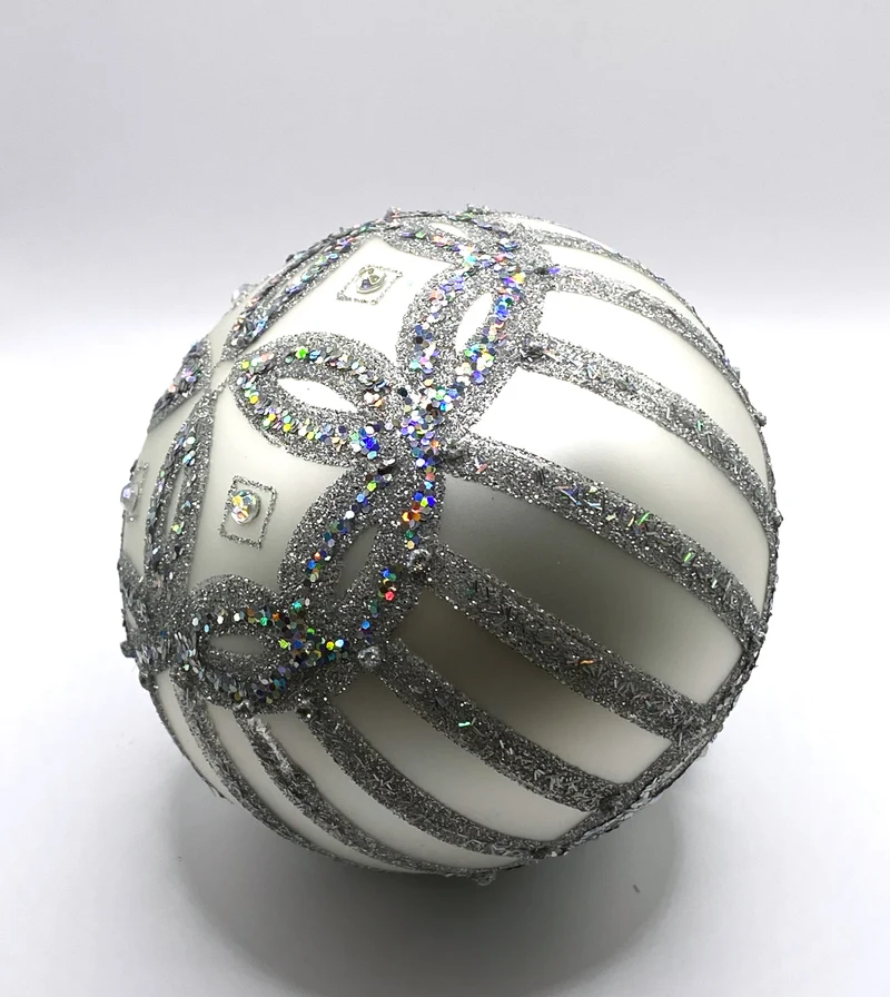 Kugel weiss silber mit Biedermeiermotiv