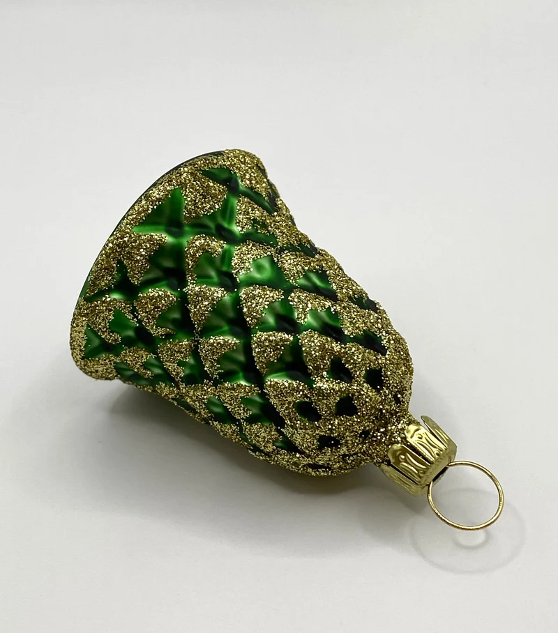 Grünes Weihnachts-Glöckchen mit Zapfenmuster und Gold-Glimmer