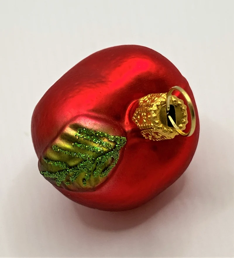 Kleiner roter Apfel