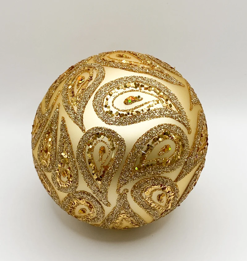 Kugel gold matt mit goldenem Paisley Muster