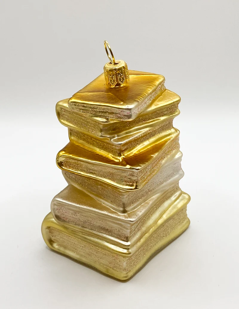 Goldener Bücherstapel