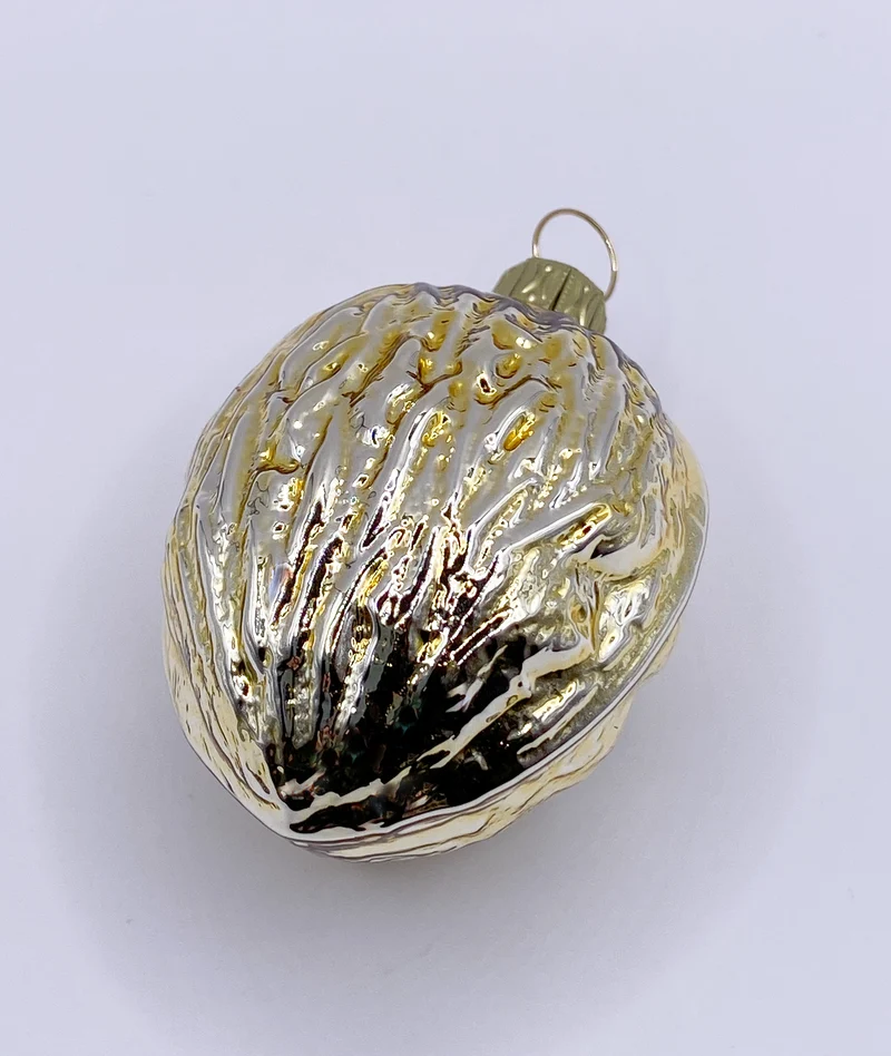 Grosse goldene Baumnuss/Walnuss