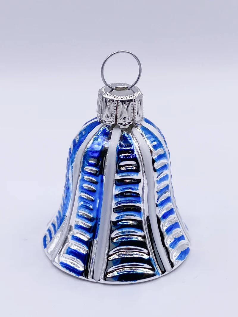 Silbernes Weihnachts-Glöckchen mit blauen Streifen