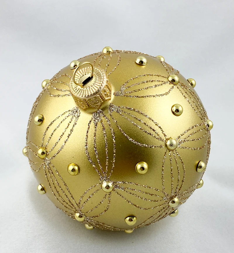 Kugel gold mit goldenen Steinen